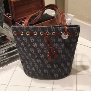 Dooney & Bourke handbag